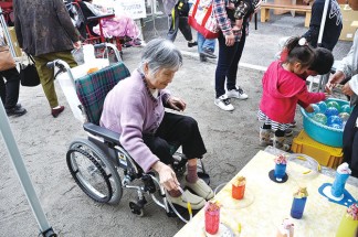 すいせんひろばさんで秋祭り開催