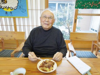 お好み焼き作りを楽しみました