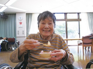 篠島の西方寺さんから、ラクガンのご寄付を頂きました