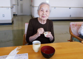 みなみ苑「涼しいおやつ」冷やしぜんざい