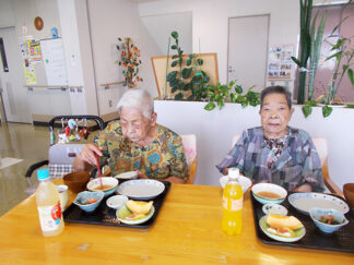 みなみ苑「敬老の日のお祝い料理」