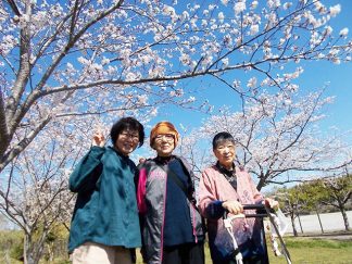 みなみ苑「花見外出」