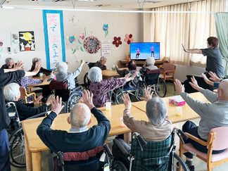 あい寿の丘「朝の体操」
