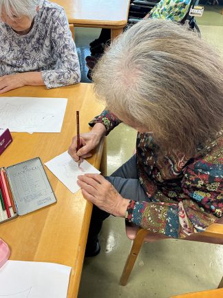 あい寿の丘「お絵描き」