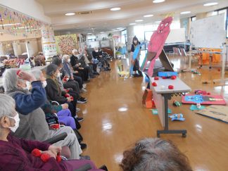 南知多町デイサービスセンター「鬼倒しゲーム」