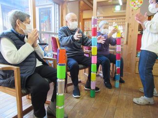 南知多町デイサービスセンターサテライト「缶積みゲーム」