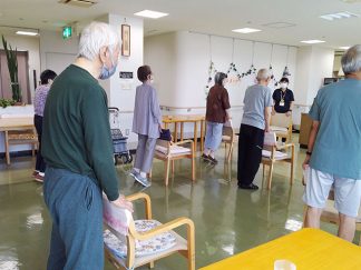 みなみ苑「健願体操」